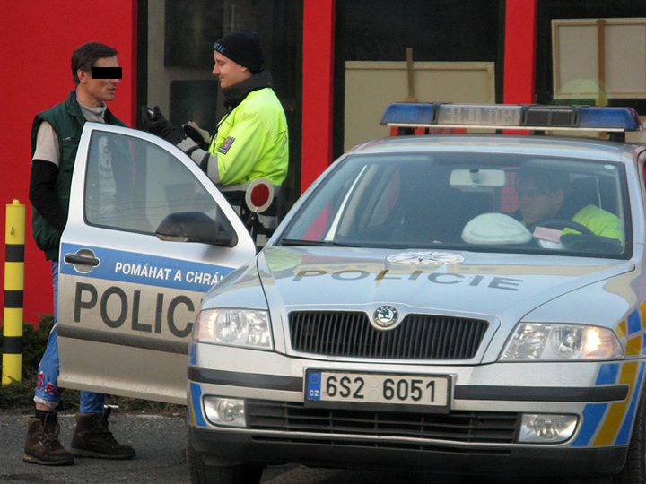 archiv___2014___pomahat_a_chranit
