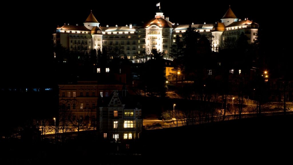 archiv___2018___cp-5-6-karlovy-vary___imperial-night-1