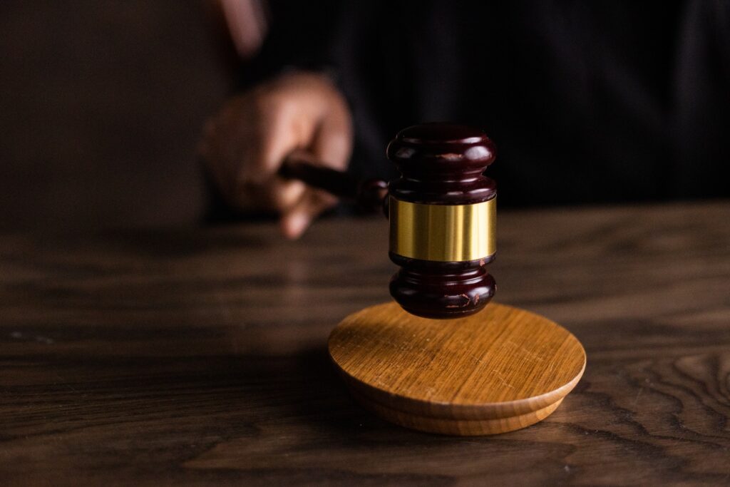 archiv___2023___judge